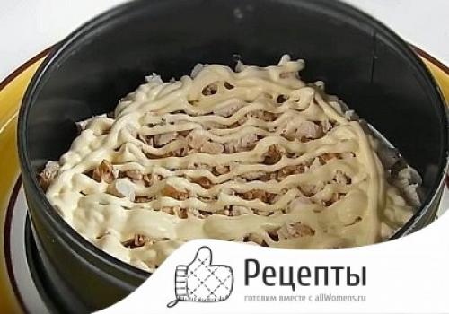 Салат с куриной грудкой и грибами слоями. Слоёный салат с курицей и грибами «Шик»