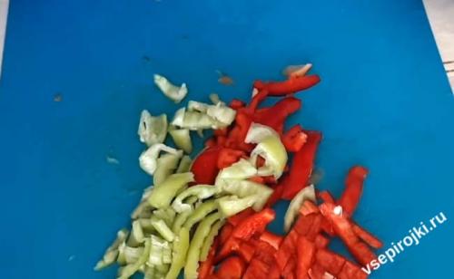 Очень вкусный салат из зеленых помидор на зиму – пальчики оближешь!