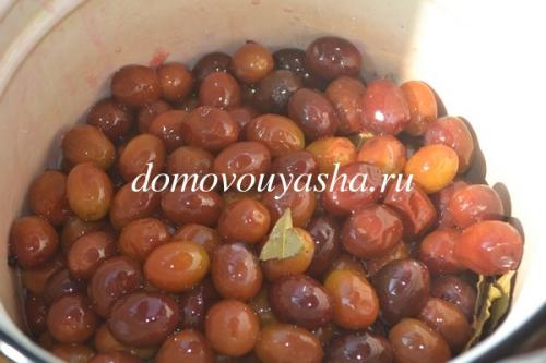 Слива Угорка маринованная рецепт. Маринованные сливы, рецепт с пошаговыми фотографиями