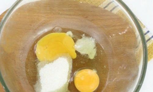 Толстые воздушные блины на кефире с содой