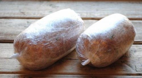 Свинина в пищевой пленке. Как делать колбасу в пищевой пленке в домашних условиях