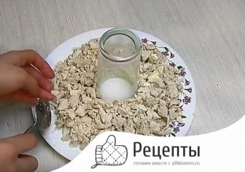 Салат из грибов и куриной грудки рецепт. Салат с куриной грудкой и маринованными грибами