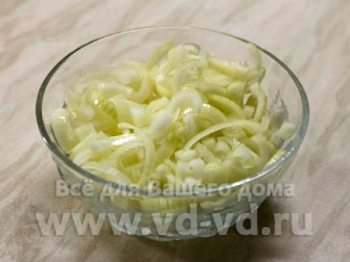 Как замариновать лук быстро для селедки. Маринованный лук
