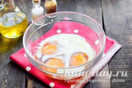 Пышный омлет, как в садике, на сковороде