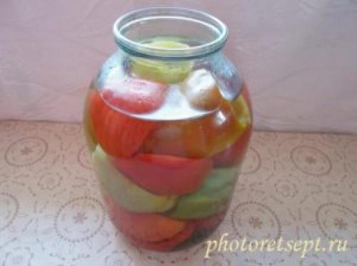 Как заготовить перец на зиму для фарширования в томате. Ингредиенты: