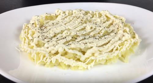 Салат Лебединый пух с огурцом. Рецепт салата лебединый пух пошаговый с фото