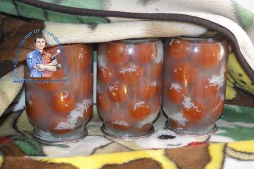 Помидоры на зиму с чесноком под снегом пошаговый рецепт. Помидоры под снегом с чесноком на зиму. Рецепт на литровую баночку