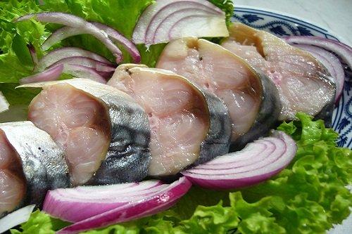 Скумбрия пряного посола в домашних условиях быстрого приготовления. Как быстро посолить скумбрию в домашних условиях