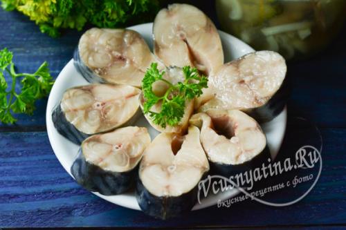 Как быстро посолить скумбрию в домашних условиях вкусно за 2 часа. Как засолить скумбрию в домашних условиях вкусно и быстро за 2 часа
