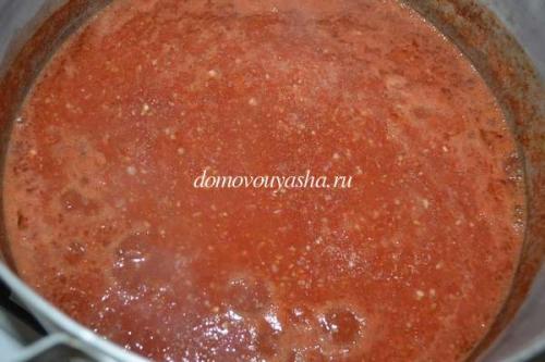 Баклажаны жареные в томате с чесноком на зиму. Баклажаны в томате с чесноком на зиму