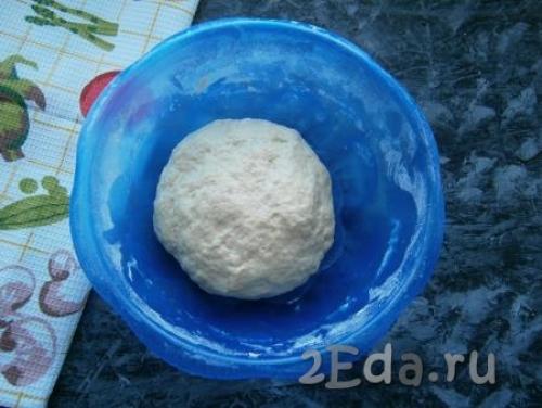 Тесто для хачапури по-аджарски на кефире. Хачапури по-аджарски на кефире