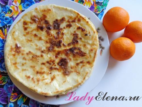 Тонкие хачапури с сыром. Домашние хачапури с сыром и творогом – фото рецепт пошаговый