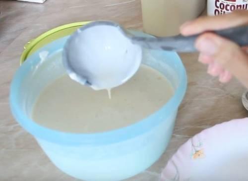 Блины на кефире и молоке без яиц. Тонкие блинчики без яиц на кефире и молоке