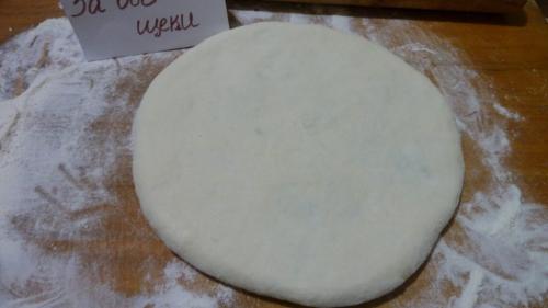 Лепешки на кефире с начинкой на сухой сковороде. Лепешки с начинкой на кефире – жарятся без масла! Пошаговый рецепт с фото