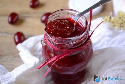 Как сделать джем из кизила без косточек. Как приготовить джем из кизила без косточек на зиму?