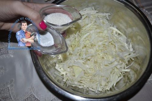 Как приготовить салат из свежей капусты, как в столовой. Салат из капусты как в столовой. Секреты приготовления