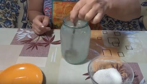 Как квасить капусту в домашних условиях в банках простой рецепт. Квашеная капуста в банке с рассолом — рецепт быстрого приготовления (за 3 дня)