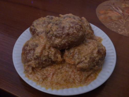 Котлеты в сметанно-томатном соусе в духовке. Вкуснейшие мясные биточки в сметанно-томатном соусе - очень просто!