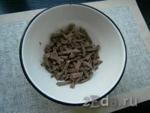 Салат с сердцем свиным с огурцом. Ингредиенты