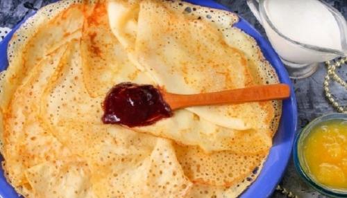 Ажурные тонкие, заварные блины на кефире с кипятком