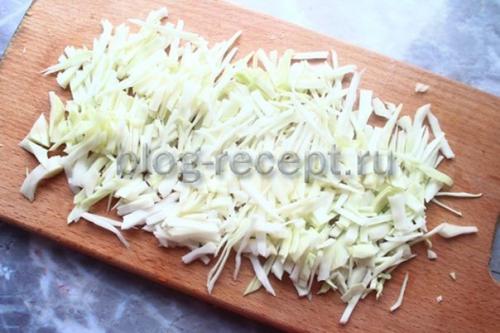 Ленивые голубцы в сметанном соусе в мультиварке. Ингредиенты: