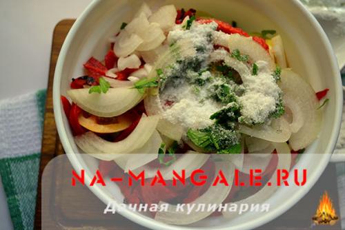 Салат из зеленых помидор на зиму. Закусочный салат с недозревшими помидорами и сладким перцем