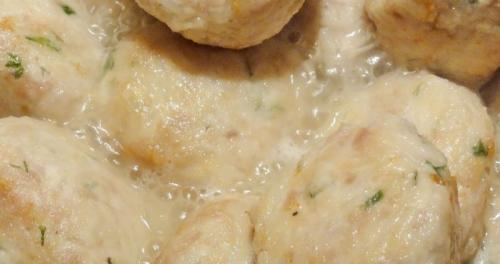 Тефтели в сметанном соусе — готовим по нашим рецептам