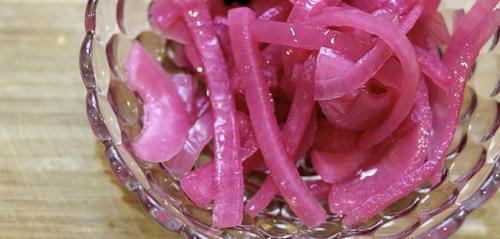 Маринованный лук, как в шашлычной. 4 способа вкусно замариновать лук для шашлыка