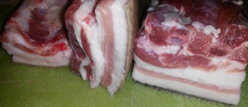 Рецепт сала в пакете и варить. Сообщества › Вкусно жрать › Блог › Сало по-пражски (сало вареное в пакете)