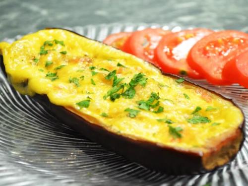 Из запеченных баклажанов. Быстрый способ запечь фаршированные баклажаны с сыром