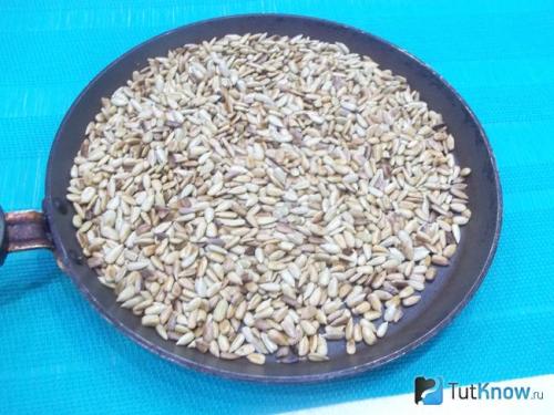 Козинаки из семечек с медом рецепт. Козинаки из семечек и меда