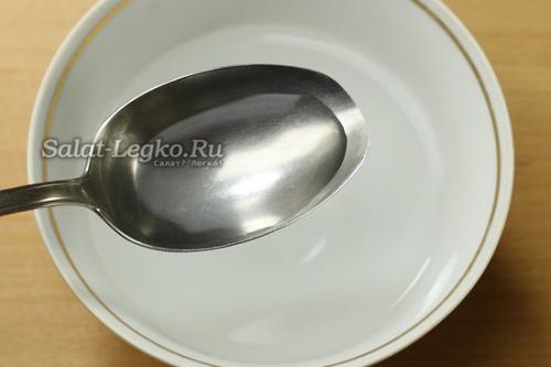 Как мариновать лук для салата в уксусе. Маринованный лук для салата в уксусе