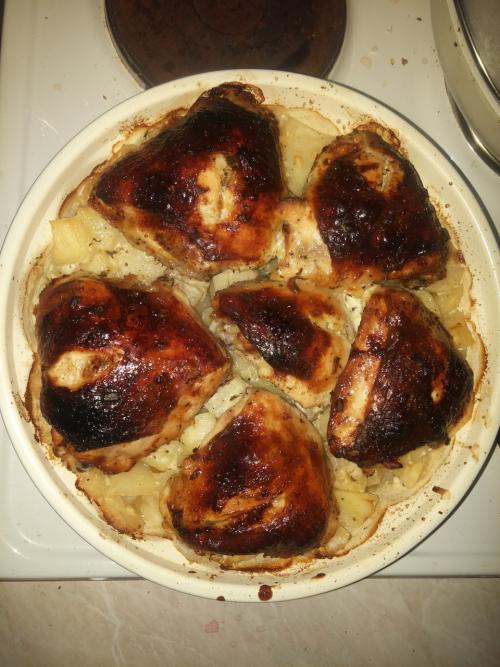 Курица с ананасами и картофелем в духовке. WayDownWeGo › Блог › Ароматная курица с ананасами и картошкой =)
