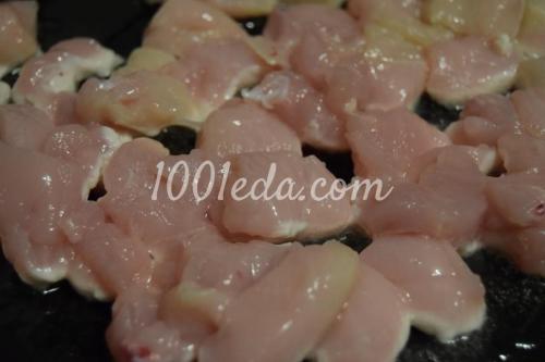 Куриное филе с ананасами на сковороде. Праздничная курица с ананасами на сковороде: пошагово с фото