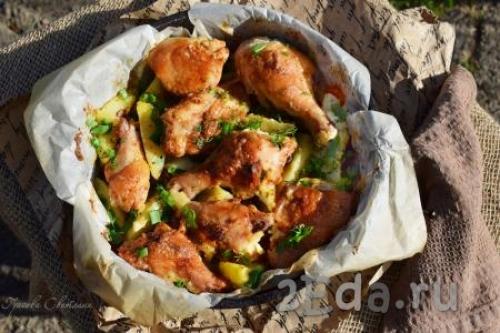Курица кусочками с картошкой в духовке рецепт. Курица кусочками с картошкой в духовке