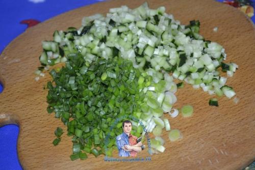 Крабовый салат с кукурузой и огурцом без риса — рецепт