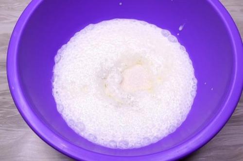 Тонкие блинчики на кефире с кипятком рецепт. Тонкие блины на кефире с дырочками — пошаговый рецепт с кипятком