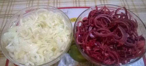Маринованный лук на скорую руку. Быстрый рецепт маринованного лука в уксусе