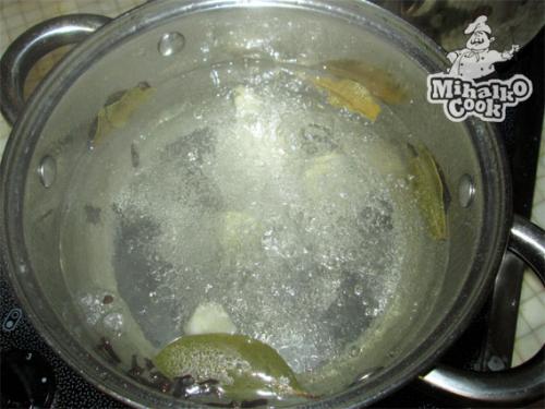 Маринад для опят на 1 литр воды с чесноком на зиму. Маринованные опята