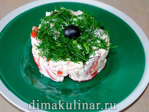 Салат с сыром и чесноком и помидорами. Простой рецепт салата с помидорами, сыром и чесноком