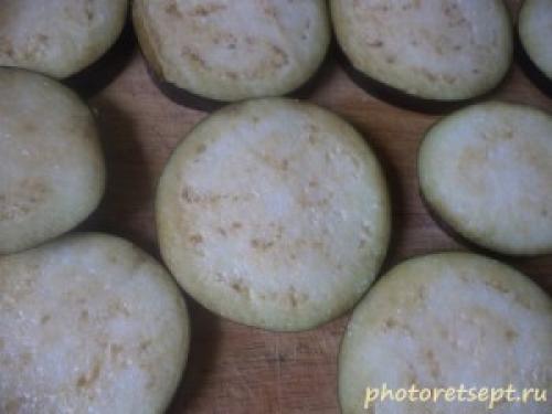 Баклажаны со сметаной жареные с чесноком.