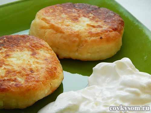 Сырники без сахара с медом. Сырники на меду (вместо сахара)