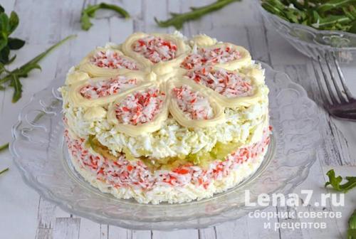 Крабовый салат без риса с помидорами. Крабовый салат без риса с плавленым сырком