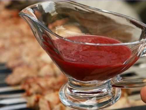 Рецепт сливового соуса к мясу на зиму. Рецепты соуса из слив к мясу на зиму