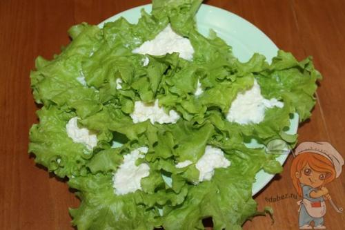 Еврейский салат с плавленным сыром и яйцом и чесноком. Еврейский салат с плавленным сыром и чесноком для тех, кто знает толк в еде!