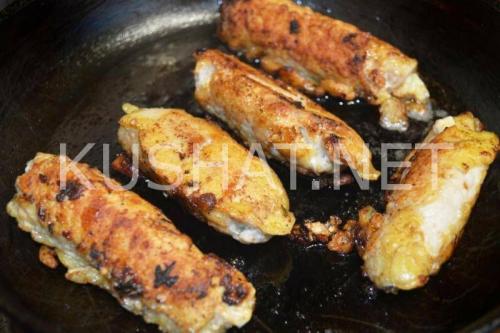 Свиные рулетики с грецким орехом. Рулетики из свинины с сыром и орехами – рецепт