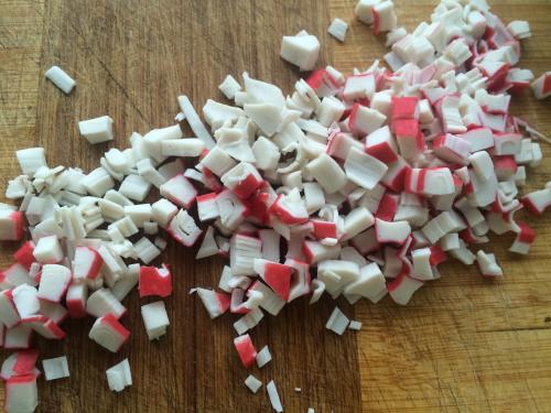 Салат из крабовых палочек с кукурузой рецепт с огурцом без риса. Крабовый салат с огурцом и кукурузой – 6 классических рецептов