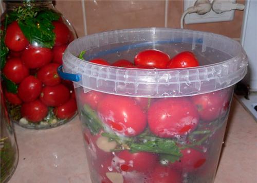 Помидоры в бочке с горчицей. Бочковые помидоры с горчицей