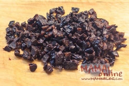 Свиные рулетики с черносливом и грецкими. Рулетики из свинины с черносливом и грецкими орехами. Фото-рецепт