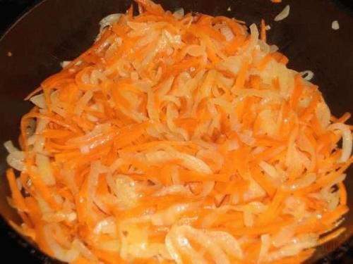Маринованный лук рецепт в уксусе быстрый для салата. Маринованный лук. Рецепты маринованного лука в уксусе, майонезе, масле, лимоне, томате, по-корейски
